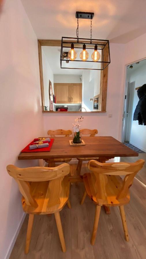 Chamois De Chamonix, Confortable 2 Pieces, Balcon, Parking Gratuit ภายนอก รูปภาพ