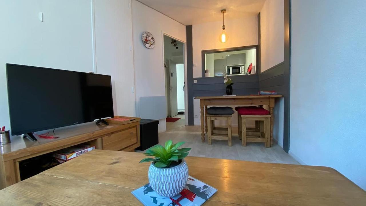 Chamois De Chamonix, Confortable 2 Pieces, Balcon, Parking Gratuit ภายนอก รูปภาพ